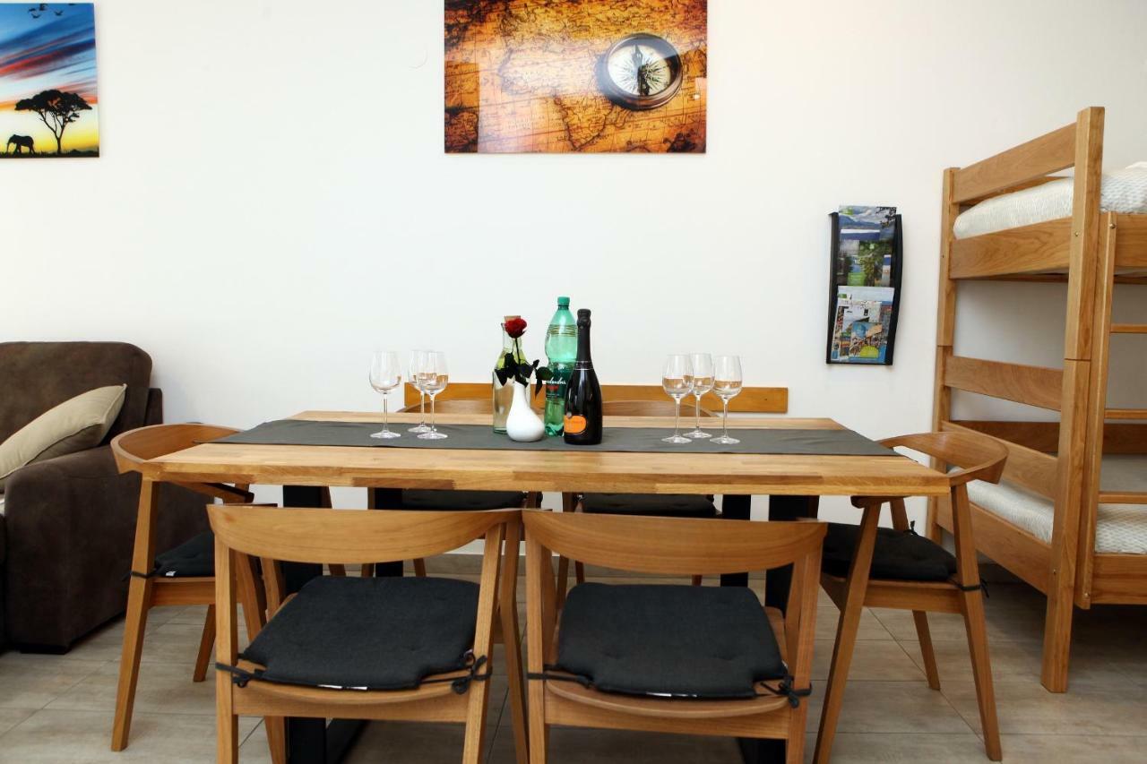 Trendy Apartment Izola Js Exterior photo