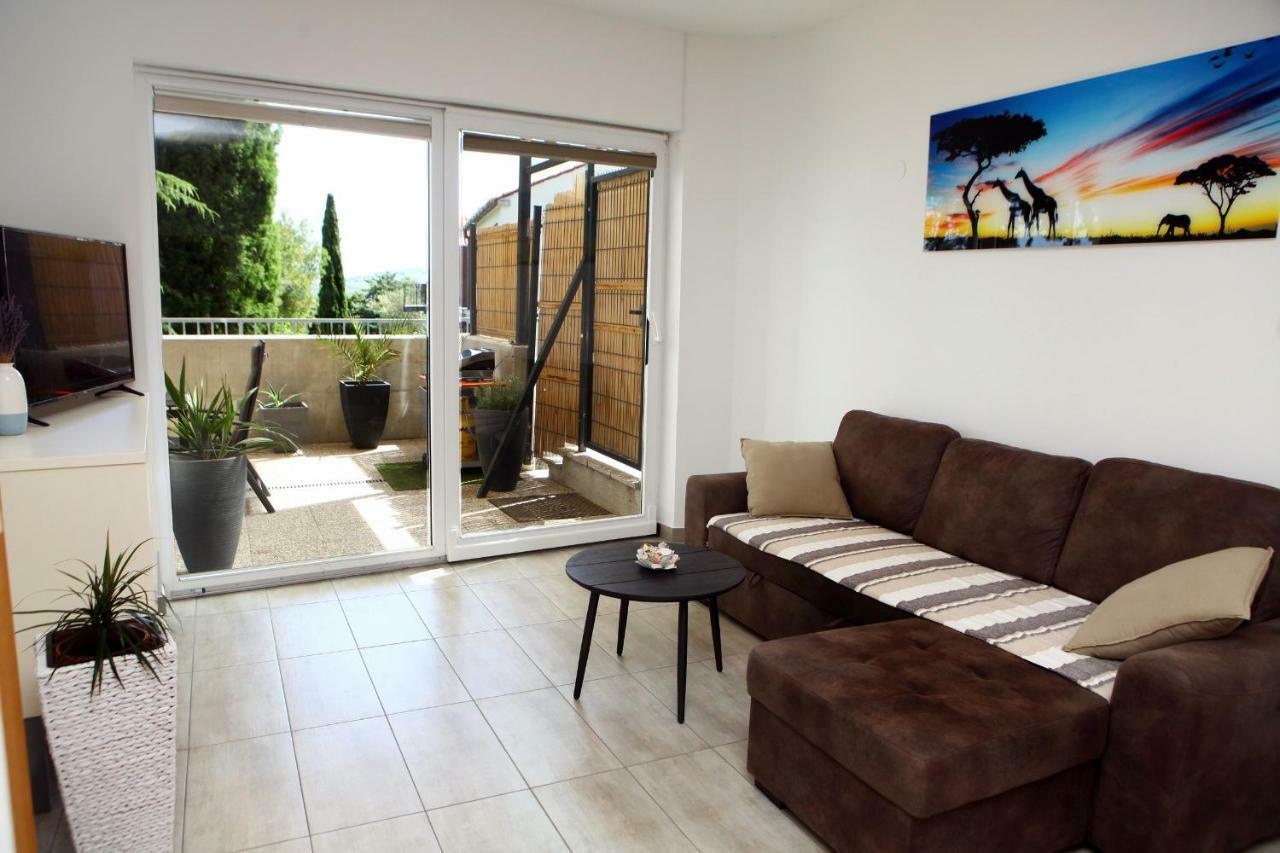 Trendy Apartment Izola Js Exterior photo