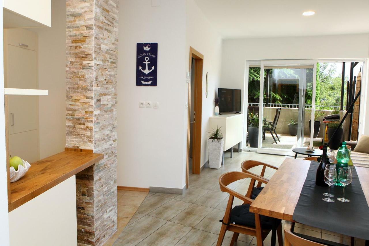 Trendy Apartment Izola Js Exterior photo